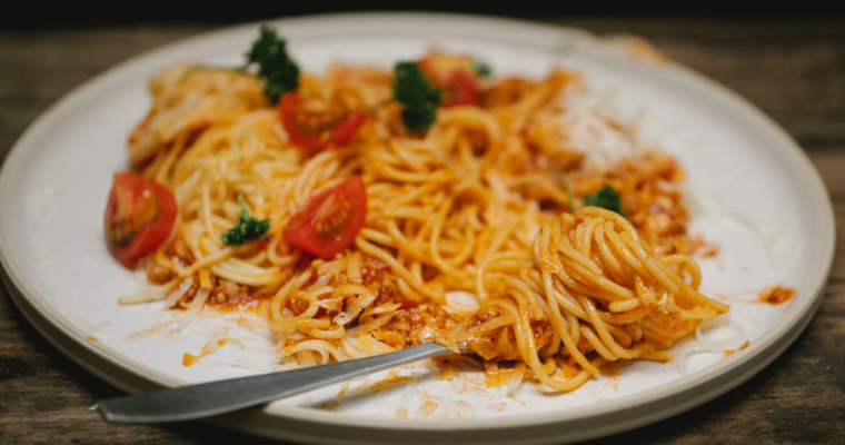 Vegán bolognese vöröslencsével