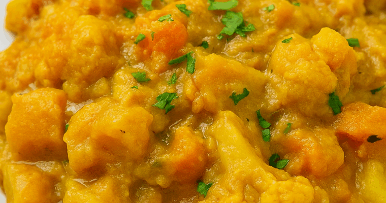 Vegán zöldséges Massaman Curry – háromféle elkészítési móddal